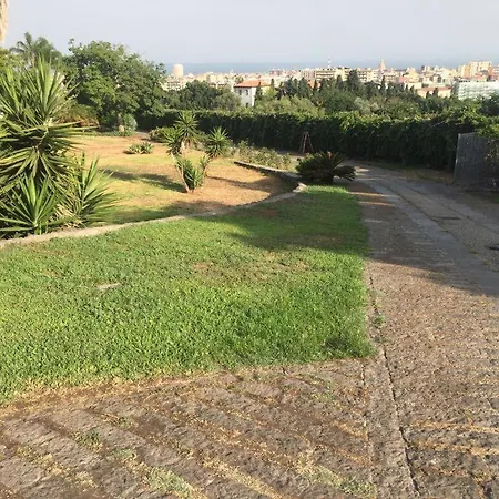 Πανσιόν Suites Di Stefano